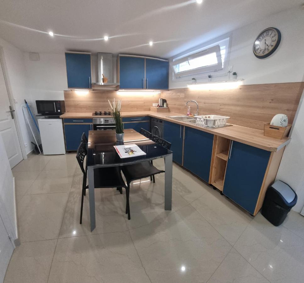 Studio Arena - Groupama Stadium Lyon Meyzieu Εξωτερικό φωτογραφία